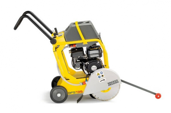 Нарезчик швов бензиновый Wacker Neuson BFS 735 A по выгодной цене в Самаре. Надежное качество и лучшие условия ждут вас.