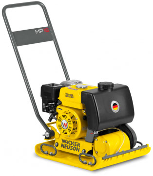 Виброплита Wacker Neuson MP-15 в прокат в Самаре. У нас лучшая цена за сутки! Возможность взять в аренду с выгодной скидкой до 40% при экспресс доставке 24/7. И помните, ночью стоимость еще дешевле на 30%! #арендапрокат #виброплита #выгодно